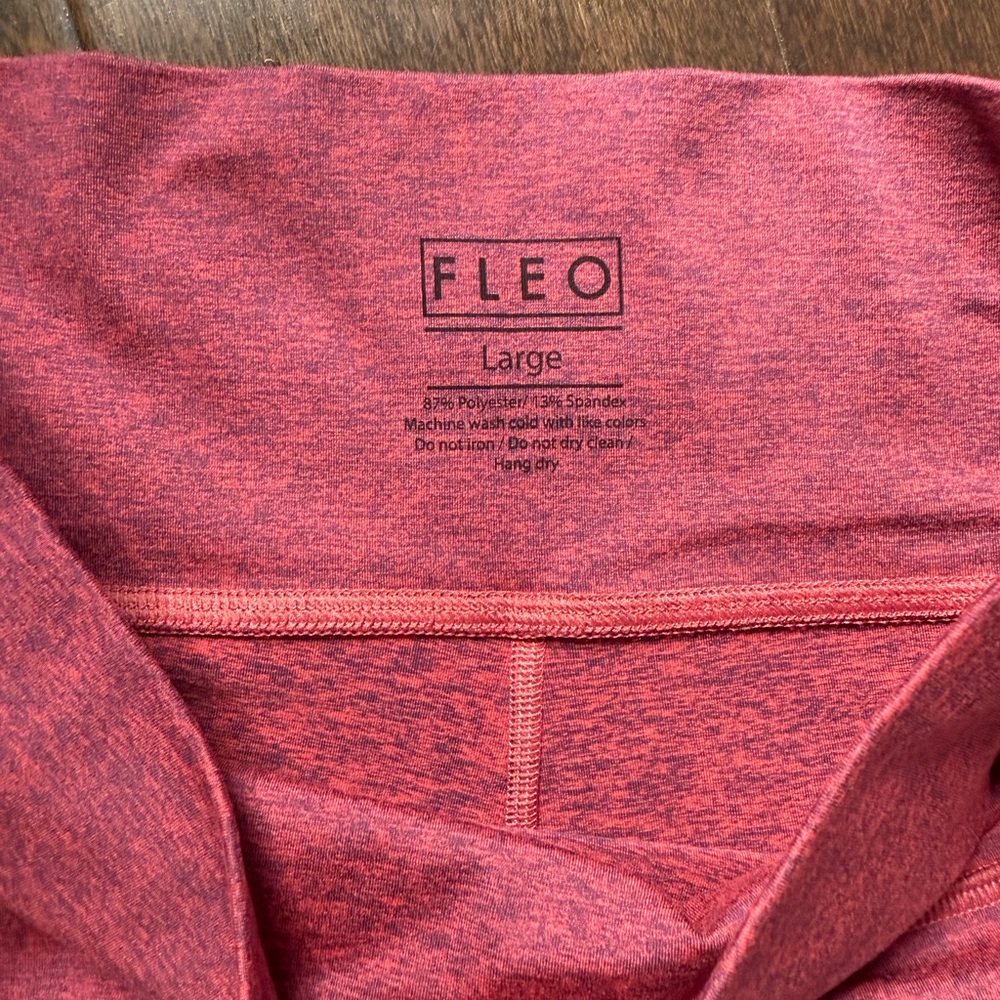 Fleo Heathered Red Shorts